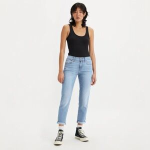 Levi’s women’s size 32 midwife boyfriend cut skinny ankle‎ stretch jeans
